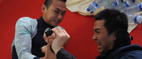 槍林彈雨不畏懼--飛虎