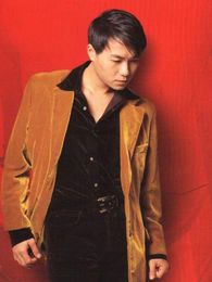 张克帆为欢欢演唱情歌《两个世界》-高清MV在