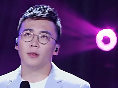 【视频:梦想的声音 赵骏翻唱林俊杰名曲《. 来自