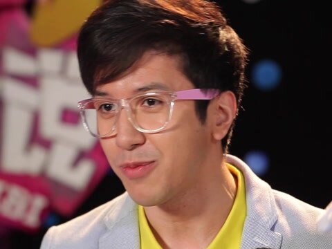 《奇葩来了》是一档为《奇葩说》第三季选拔"奇葩"的说话类真人秀选秀